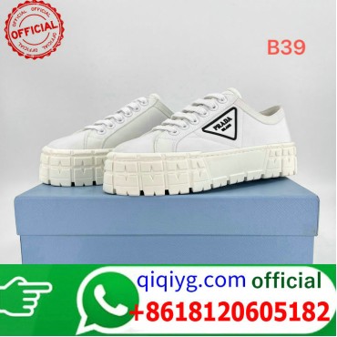 qiqiyg.com Grossista Certificato Marchio di Moda Ufficiale | Borse, Abbigliamento, Scarpe all'Ingrosso 2026 QC007