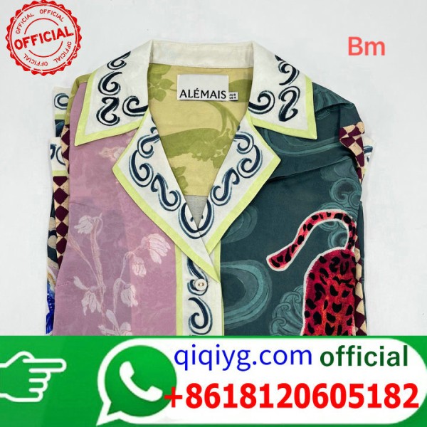 qiqiyg.com Grossista Certificato Marchio di Moda Ufficiale | Borse, Abbigliamento, Scarpe all'Ingrosso 2026 QC017