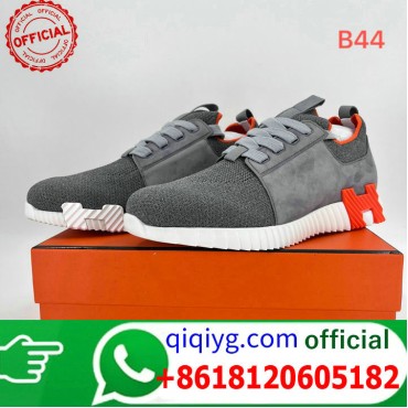 qiqiyg.com Grossista Certificato Marchio di Moda Ufficiale | Borse, Abbigliamento, Scarpe all'Ingrosso 2026 QC021