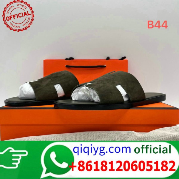 qiqiyg.com Grossista Certificato Marchio di Moda Ufficiale | Borse, Abbigliamento, Scarpe all'Ingrosso 2026 QC046