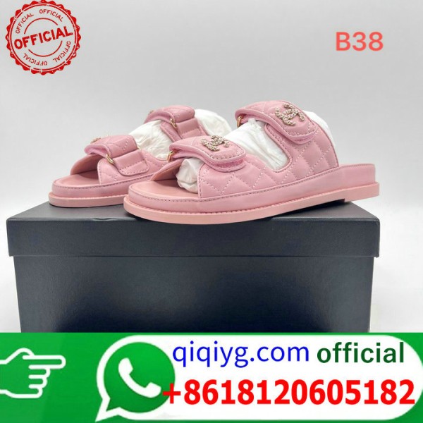 qiqiyg.com Grossista Certificato Marchio di Moda Ufficiale | Borse, Abbigliamento, Scarpe all'Ingrosso 2026 QC051