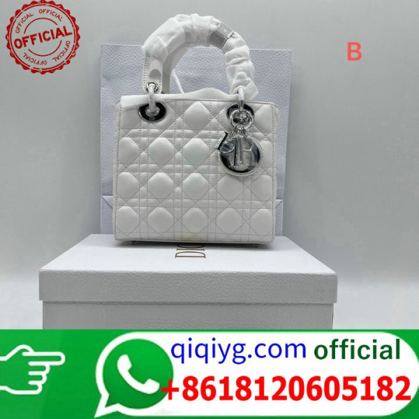 qiqiyg.com Grossista Certificato Marchio di Moda Ufficiale | Borse, Abbigliamento, Scarpe all'Ingrosso 2026 QC075