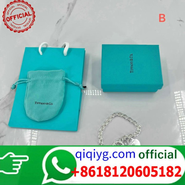 qiqiyg.com Grossista Certificato Marchio di Moda Ufficiale | Borse, Abbigliamento, Scarpe all'Ingrosso 2026 QC076