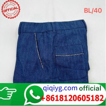 qiqiyg.com Grossista Certificato Marchio di Moda Ufficiale | Borse, Abbigliamento, Scarpe all'Ingrosso 2026 QC080