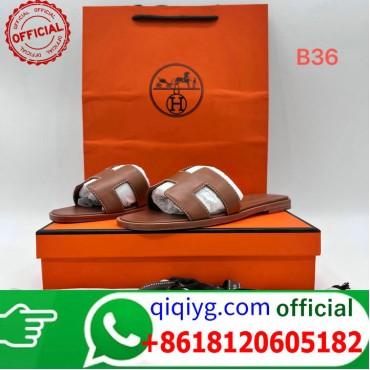 qiqiyg.com Grossista Certificato Marchio di Moda Ufficiale | Borse, Abbigliamento, Scarpe all'Ingrosso 2026 QC100
