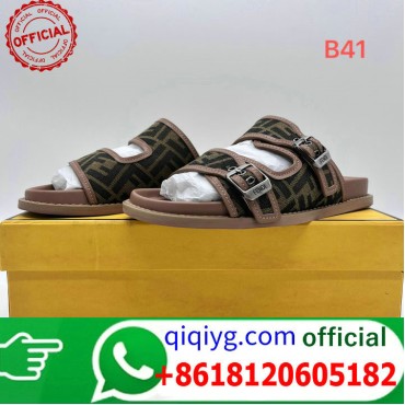qiqiyg.com Grossista Certificato Marchio di Moda Ufficiale | Borse, Abbigliamento, Scarpe all'Ingrosso 2026 QC124