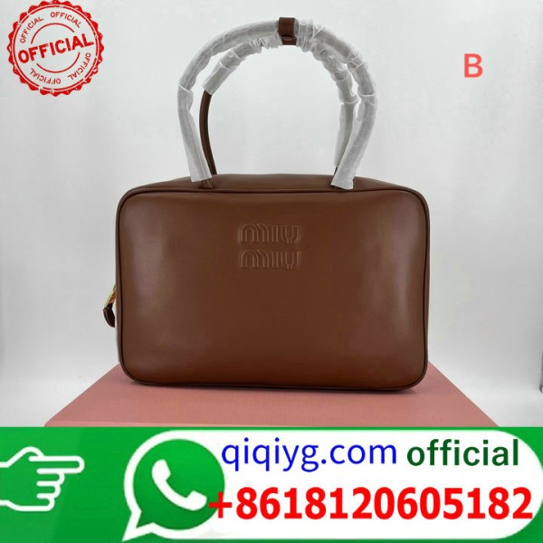 qiqiyg.com Grossista Certificato Marchio di Moda Ufficiale | Borse, Abbigliamento, Scarpe all'Ingrosso 2026 QC129