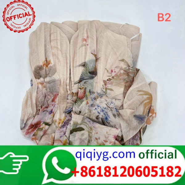 qiqiyg.com Grossista Certificato Marchio di Moda Ufficiale | Borse, Abbigliamento, Scarpe all'Ingrosso 2026 QC138