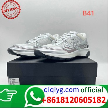 qiqiyg.com Grossista Certificato Marchio di Moda Ufficiale | Borse, Abbigliamento, Scarpe all'Ingrosso 2026 QC162
