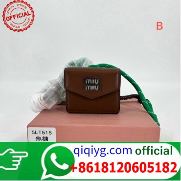 qiqiyg.com Grossista Certificato Marchio di Moda Ufficiale | Borse, Abbigliamento, Scarpe all'Ingrosso 2026 QC174