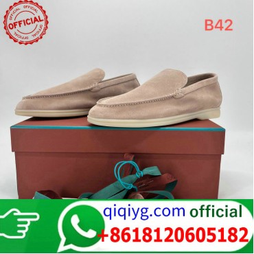 qiqiyg.com Grossista Certificato Marchio di Moda Ufficiale | Borse, Abbigliamento, Scarpe all'Ingrosso 2026 QC185