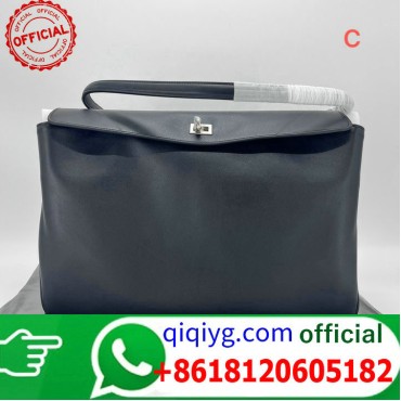 qiqiyg.com Grossista Certificato Marchio di Moda Ufficiale | Borse, Abbigliamento, Scarpe all'Ingrosso 2026 QC221