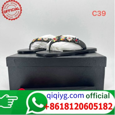qiqiyg.com Grossista Certificato Marchio di Moda Ufficiale | Borse, Abbigliamento, Scarpe all'Ingrosso 2026 QC252