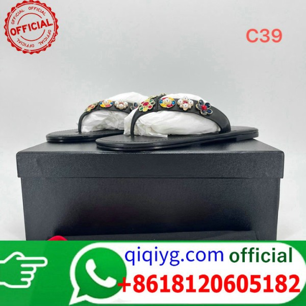 qiqiyg.com Grossista Certificato Marchio di Moda Ufficiale | Borse, Abbigliamento, Scarpe all'Ingrosso 2026 QC252