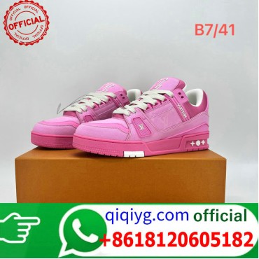 qiqiyg.com Grossista Certificato Marchio di Moda Ufficiale | Borse, Abbigliamento, Scarpe all'Ingrosso 2026 QC253