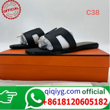 qiqiyg.com Grossista Certificato Marchio di Moda Ufficiale | Borse, Abbigliamento, Scarpe all'Ingrosso 2026 QC254