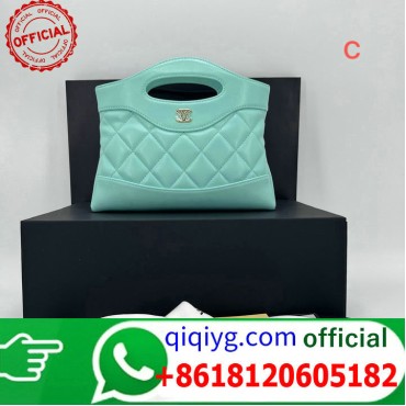 qiqiyg.com Grossista Certificato Marchio di Moda Ufficiale | Borse, Abbigliamento, Scarpe all'Ingrosso 2026 QC306