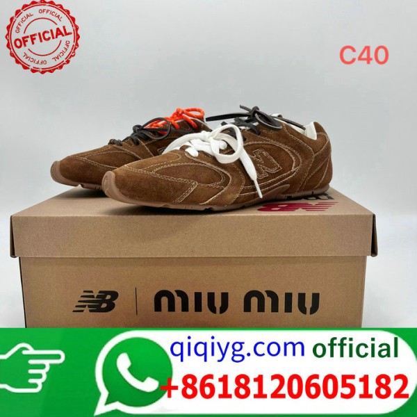 qiqiyg.com Grossista Certificato Marchio di Moda Ufficiale | Borse, Abbigliamento, Scarpe all'Ingrosso 2026 QC310