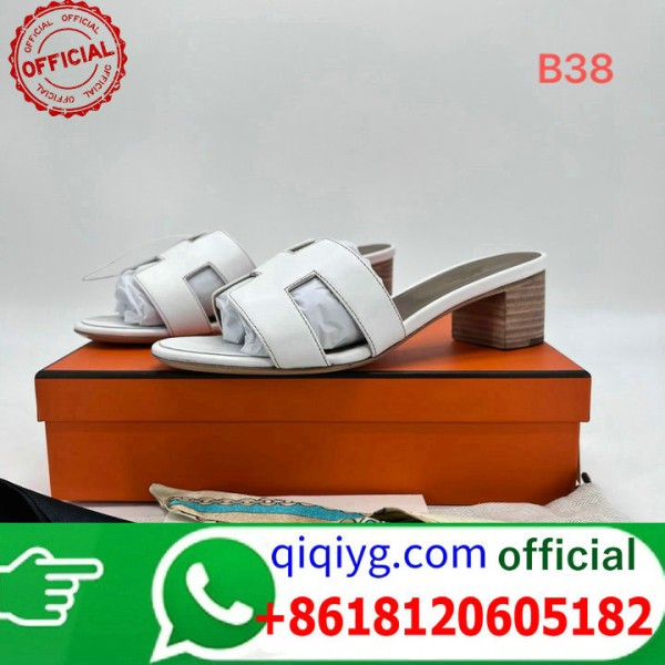 qiqiyg.com Grossista Certificato Marchio di Moda Ufficiale | Borse, Abbigliamento, Scarpe all'Ingrosso 2026 QC325